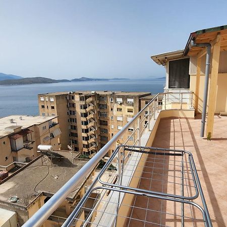 Glen'S Rooftop Sarandë Esterno foto